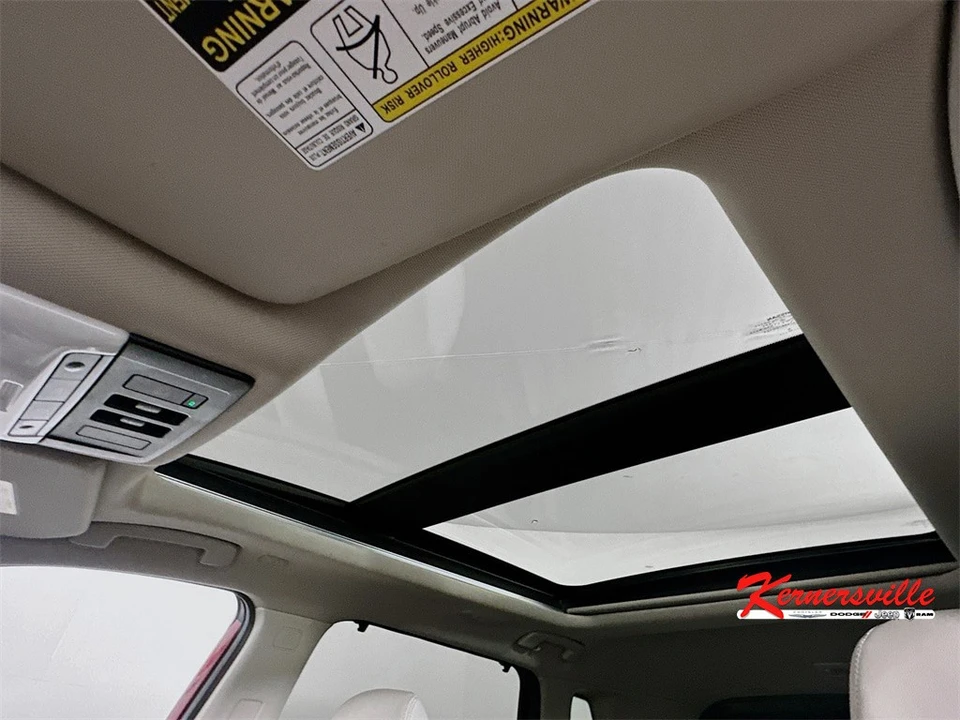 2023 Nissan Rogue - Image 21 of 21