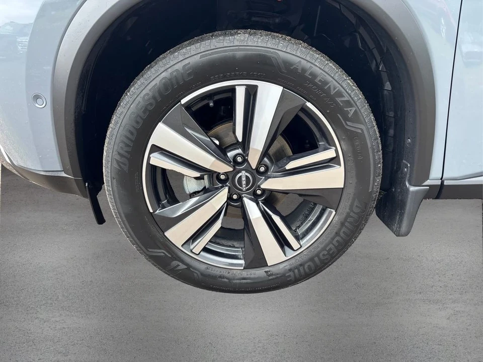 2023 Nissan Rogue - Image 12 of 12