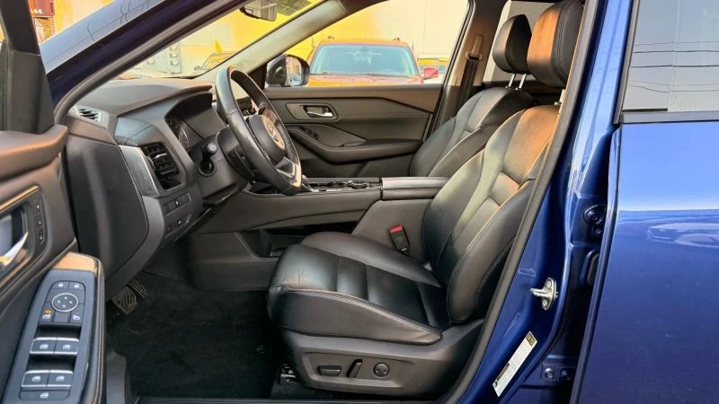 2023 Nissan Rogue - Image 12 of 12