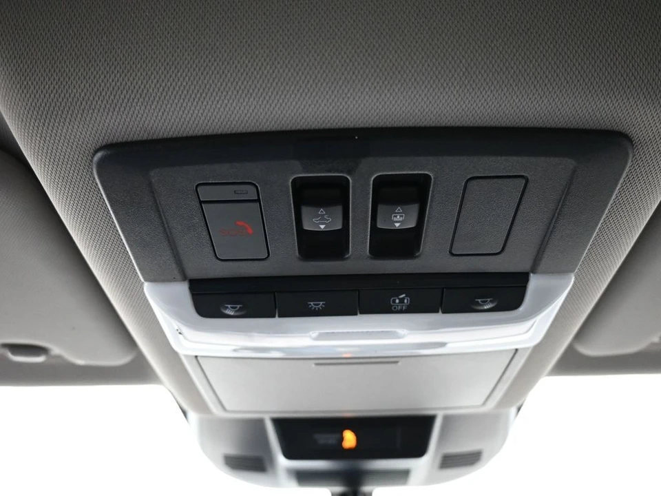2023 Nissan Rogue - Image 17 of 21