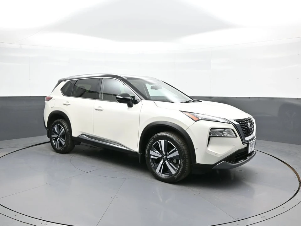 2023 Nissan Rogue - Image 4 of 21