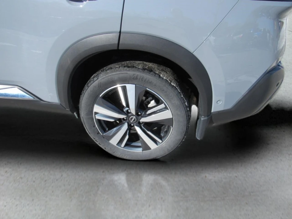 2023 Nissan Rogue - Image 4 of 12