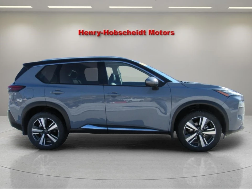 2023 Nissan Rogue - Image 9 of 12