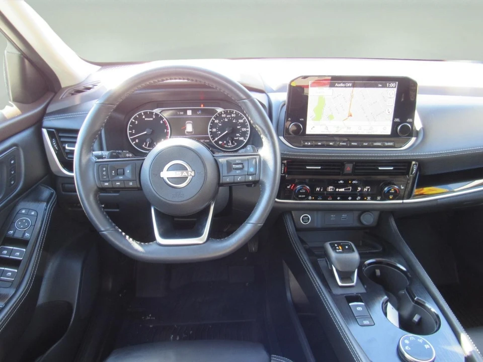 2023 Nissan Rogue - Image 5 of 12