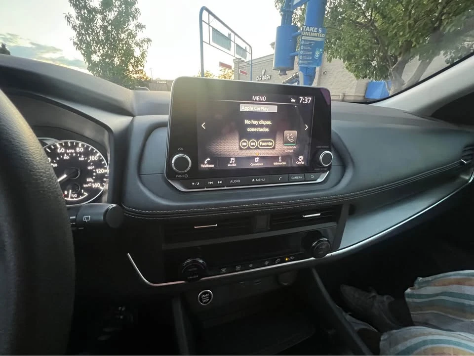 2023 Nissan Rogue - Image 4 of 7
