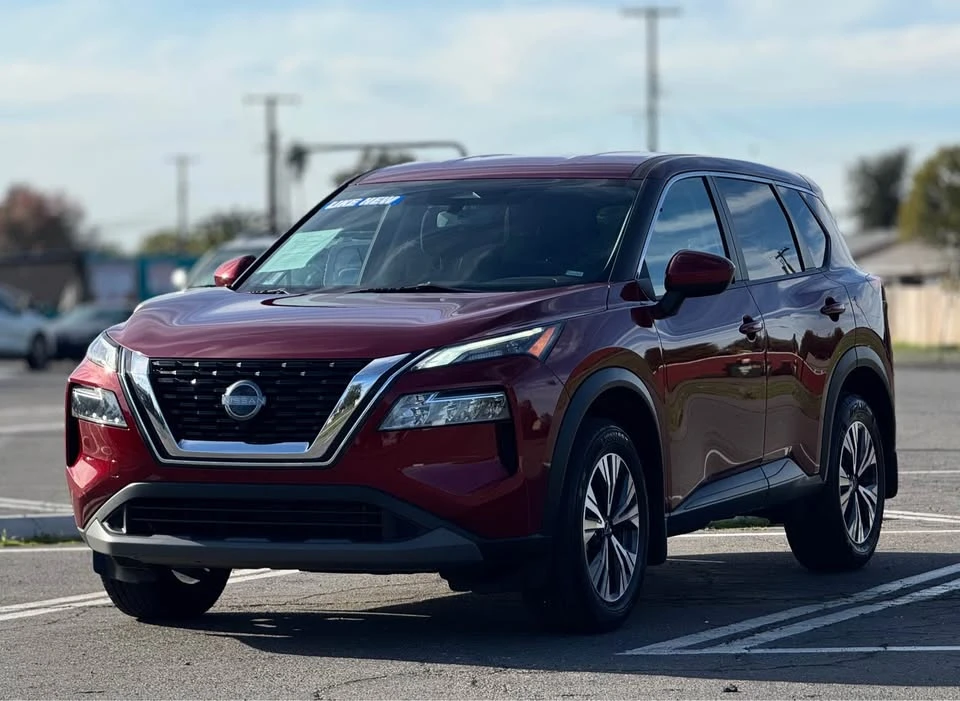 2023 Nissan Rogue - Image 4 of 20