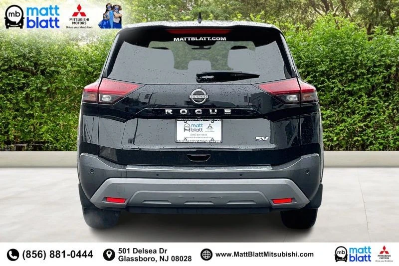 2023 Nissan Rogue - Image 5 of 12