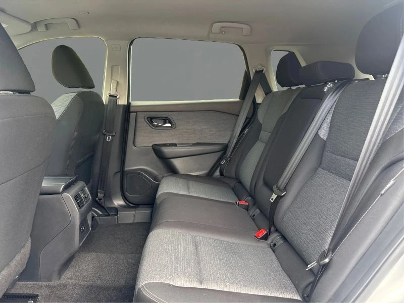2023 Nissan Rogue - Image 10 of 12