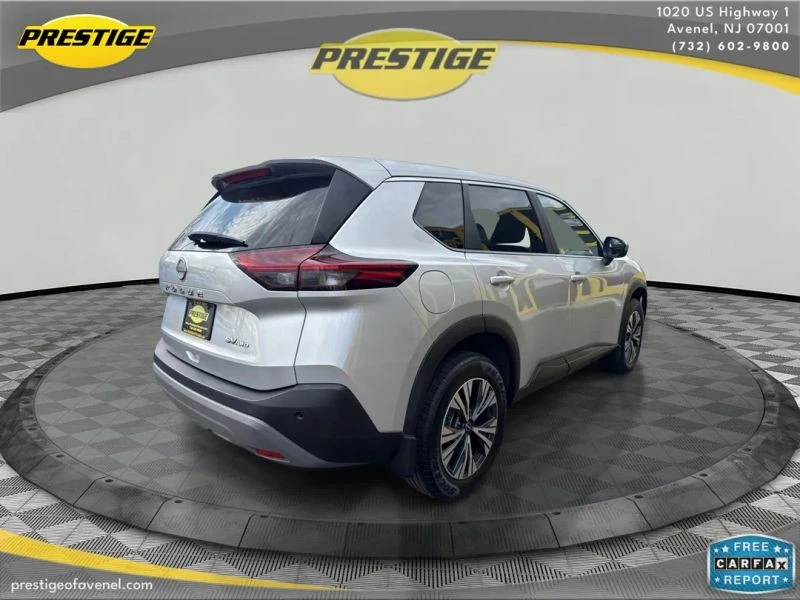 2023 Nissan Rogue - Image 5 of 12