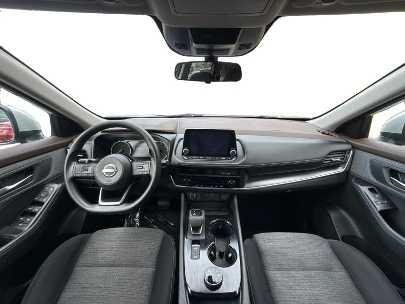 2023 Nissan Rogue - Image 11 of 12