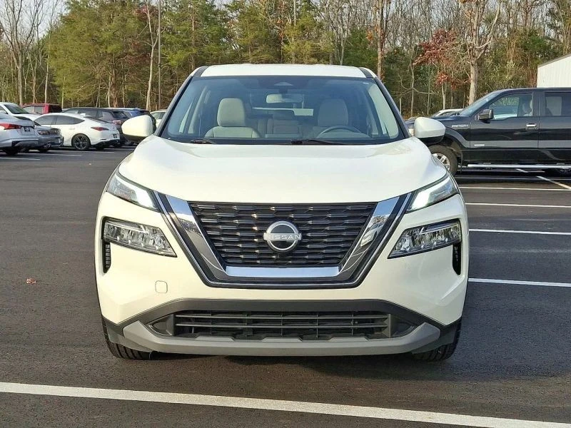 2023 Nissan Rogue - Image 2 of 12