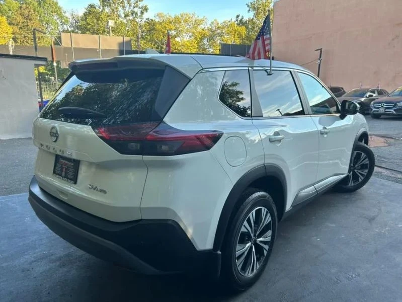2023 Nissan Rogue - Image 4 of 12