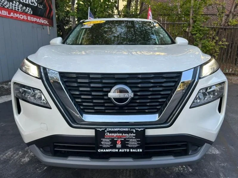 2023 Nissan Rogue - Image 5 of 12