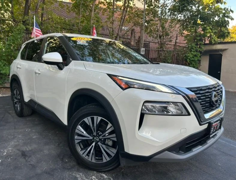 2023 Nissan Rogue - Image 2 of 12