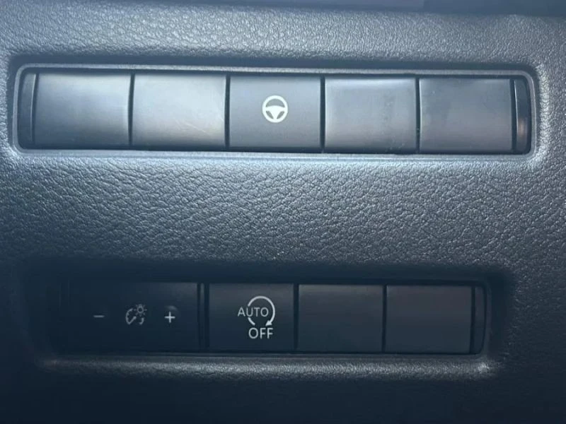 2023 Nissan Rogue - Image 8 of 12