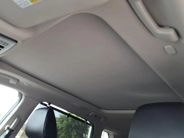 2023 Nissan Rogue - Image 16 of 25