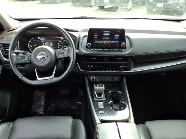2023 Nissan Rogue - Image 10 of 25