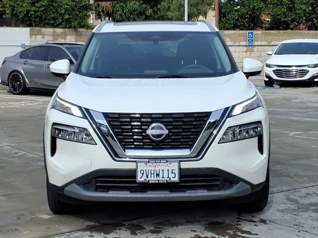 2023 Nissan Rogue - Image 2 of 25