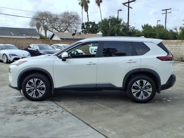 2023 Nissan Rogue - Image 8 of 25