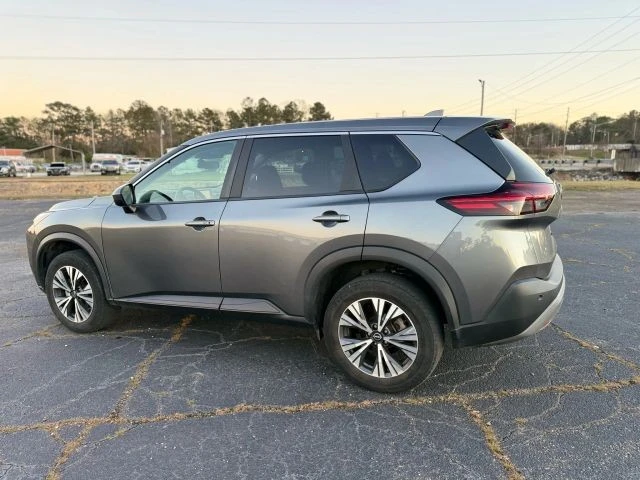 2023 Nissan Rogue - Image 3 of 12