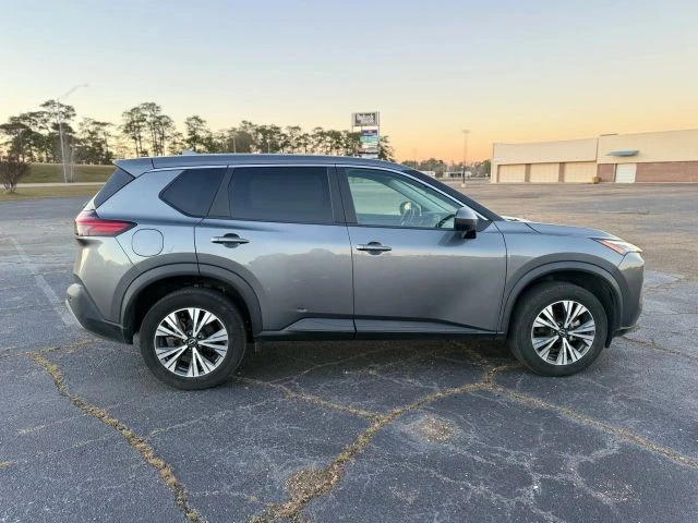 2023 Nissan Rogue - Image 6 of 12