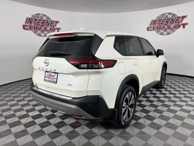 2023 Nissan Rogue - Image 7 of 12