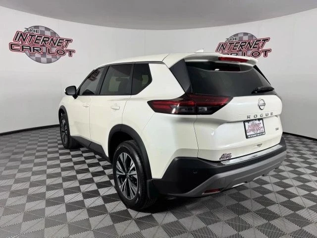 2023 Nissan Rogue - Image 5 of 12