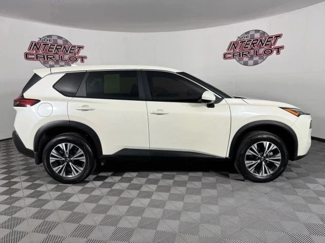 2023 Nissan Rogue - Image 8 of 12