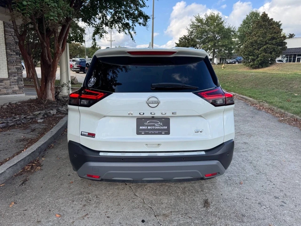 2023 Nissan Rogue - Image 4 of 18
