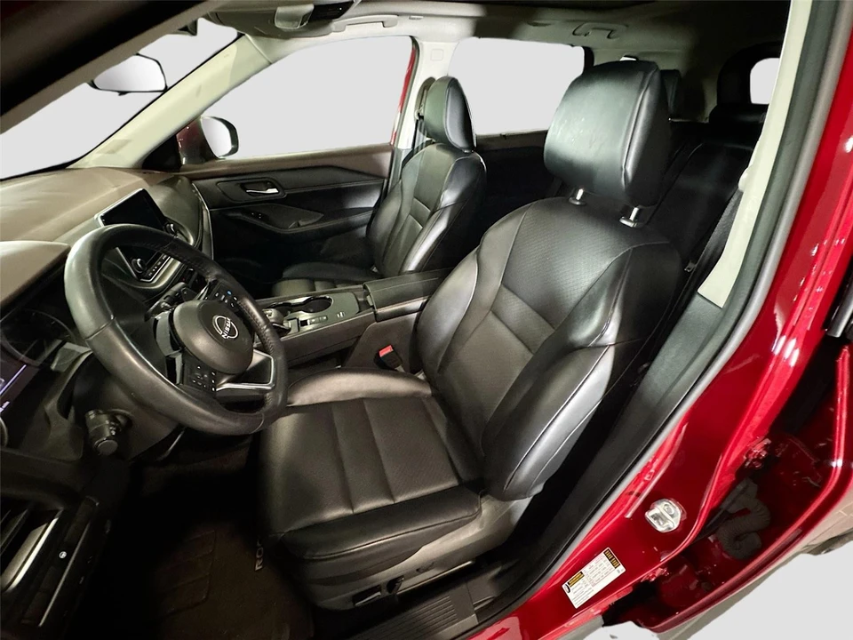 2023 Nissan Rogue - Image 2 of 21