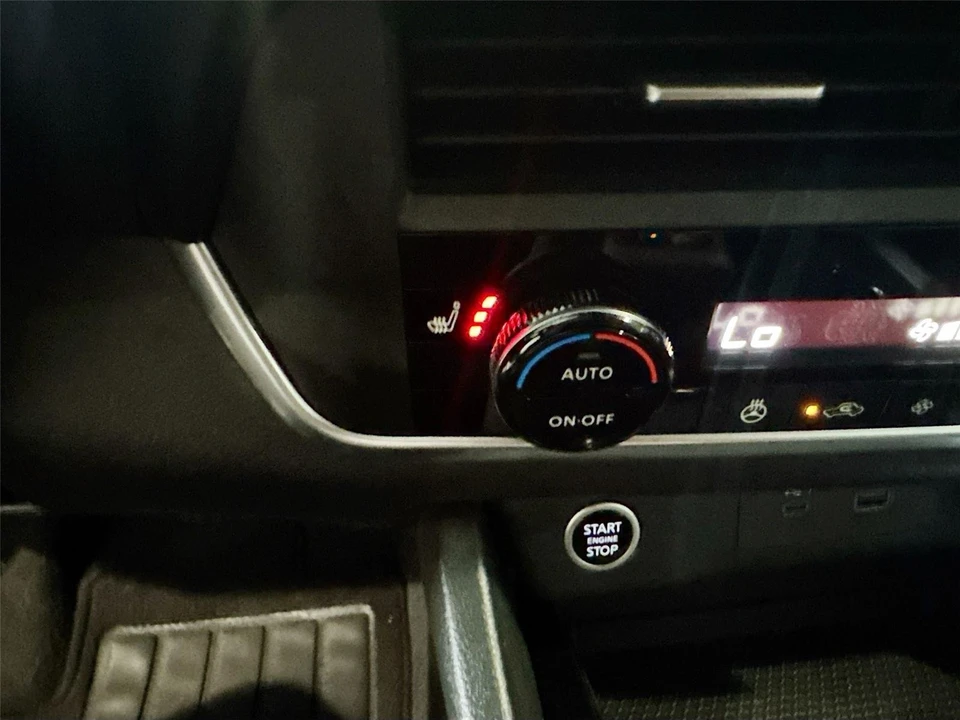 2023 Nissan Rogue - Image 11 of 21