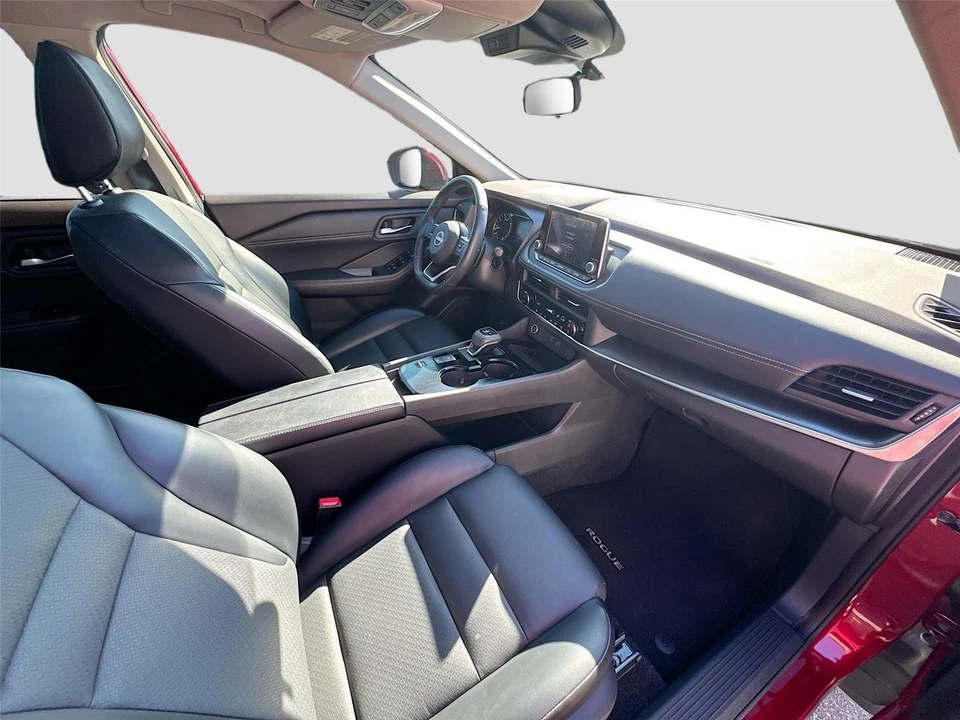 2023 Nissan Rogue - Image 14 of 14