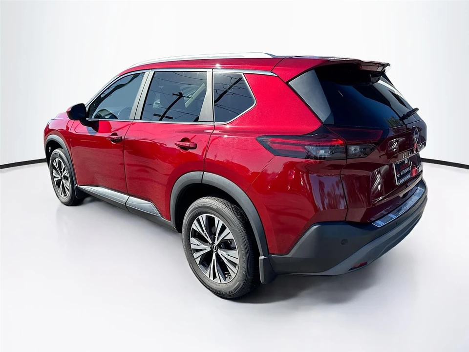 2023 Nissan Rogue - Image 3 of 14