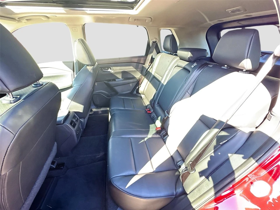 2023 Nissan Rogue - Image 10 of 14