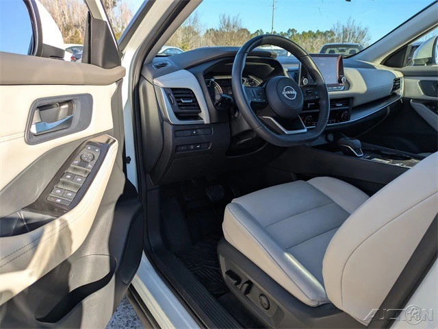 2023 Nissan Rogue - Image 21 of 21