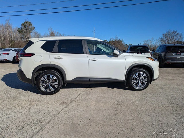 2023 Nissan Rogue - Image 3 of 21