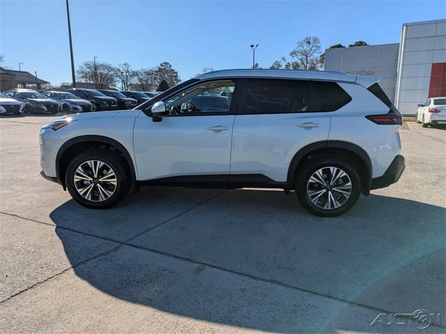 2023 Nissan Rogue - Image 7 of 21