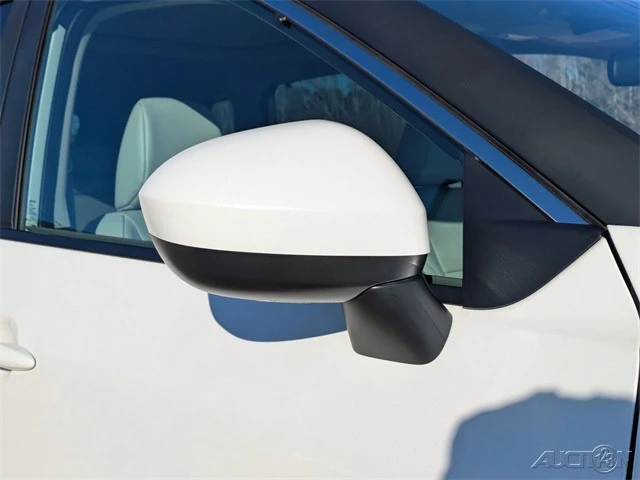2023 Nissan Rogue - Image 12 of 21