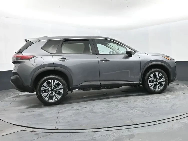 2023 Nissan Rogue - Image 4 of 12