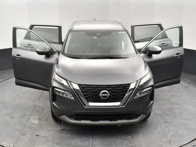 2023 Nissan Rogue - Image 10 of 12