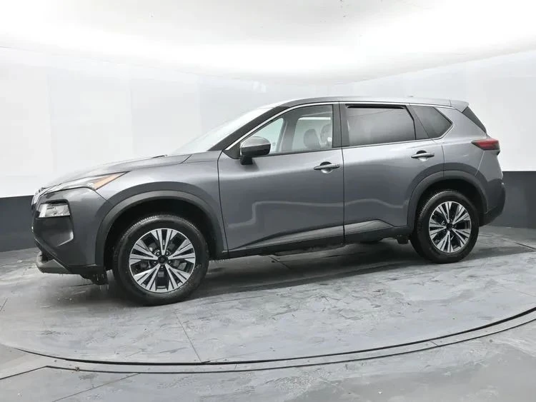 2023 Nissan Rogue - Image 5 of 12