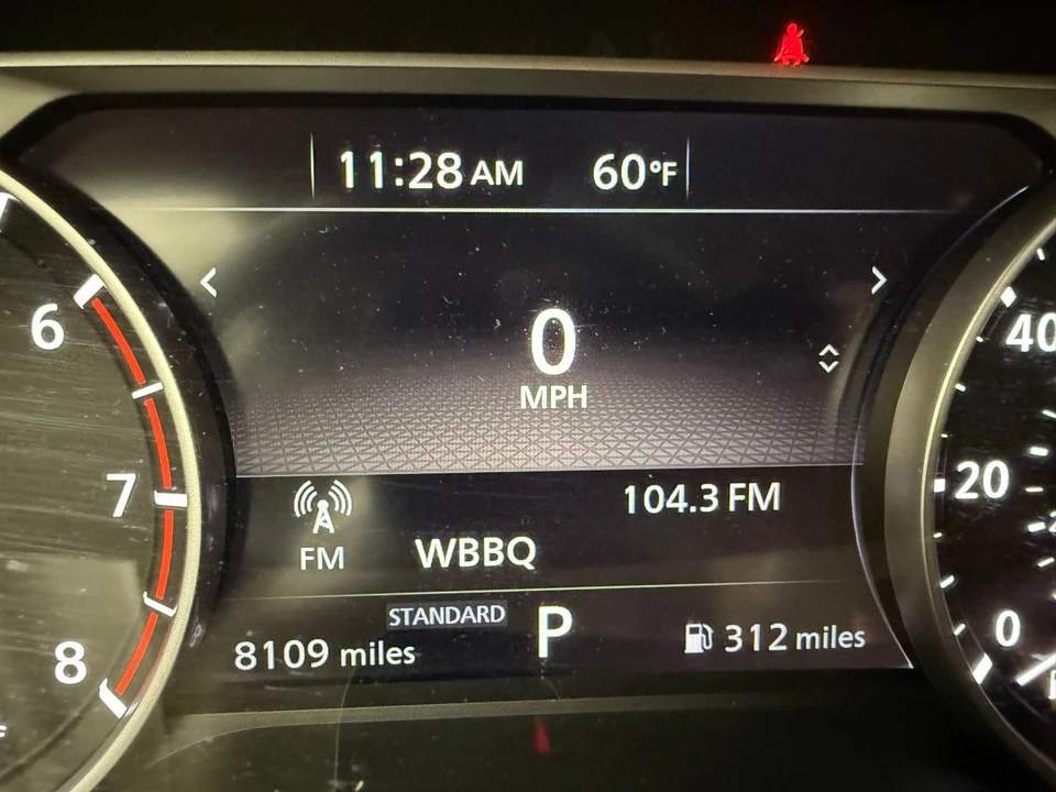 2023 Nissan Rogue - Image 18 of 21