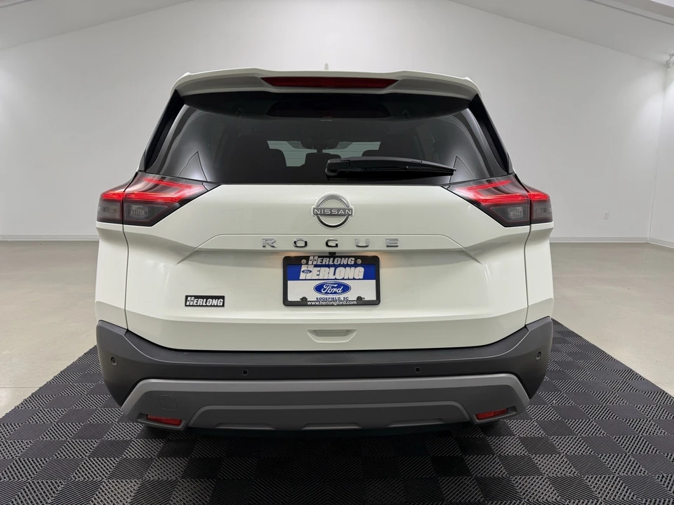 2023 Nissan Rogue - Image 7 of 12