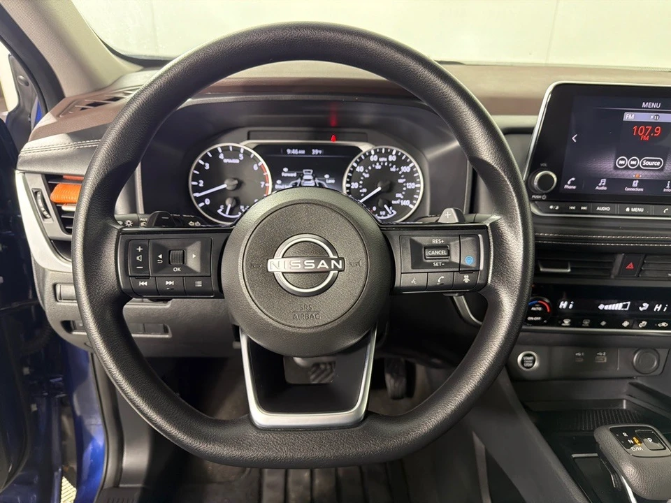 2023 Nissan Rogue - Image 16 of 21