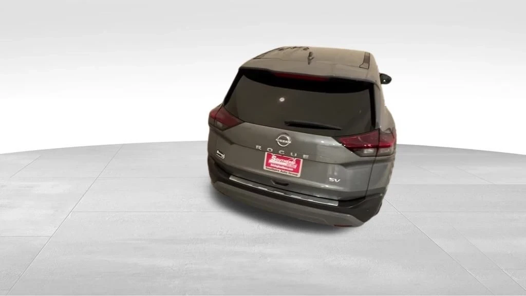 2023 Nissan Rogue - Image 4 of 12