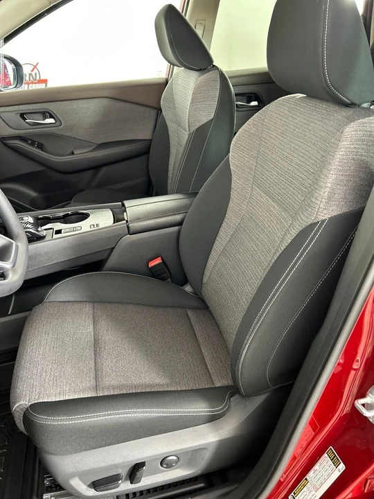 2023 Nissan Rogue - Image 12 of 12