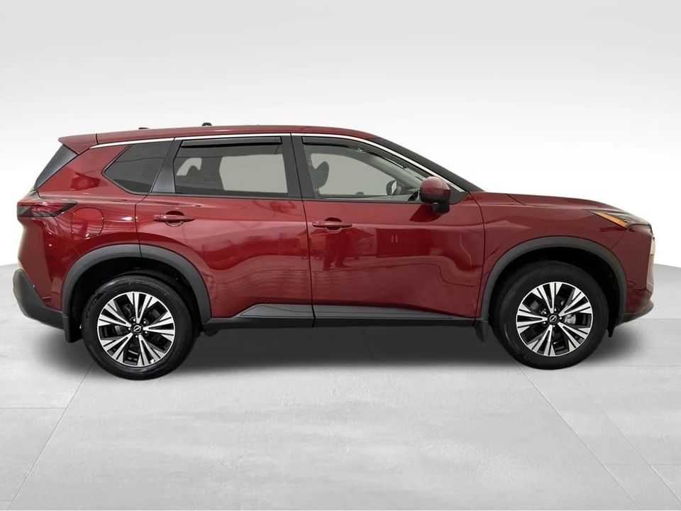 2023 Nissan Rogue - Image 6 of 12