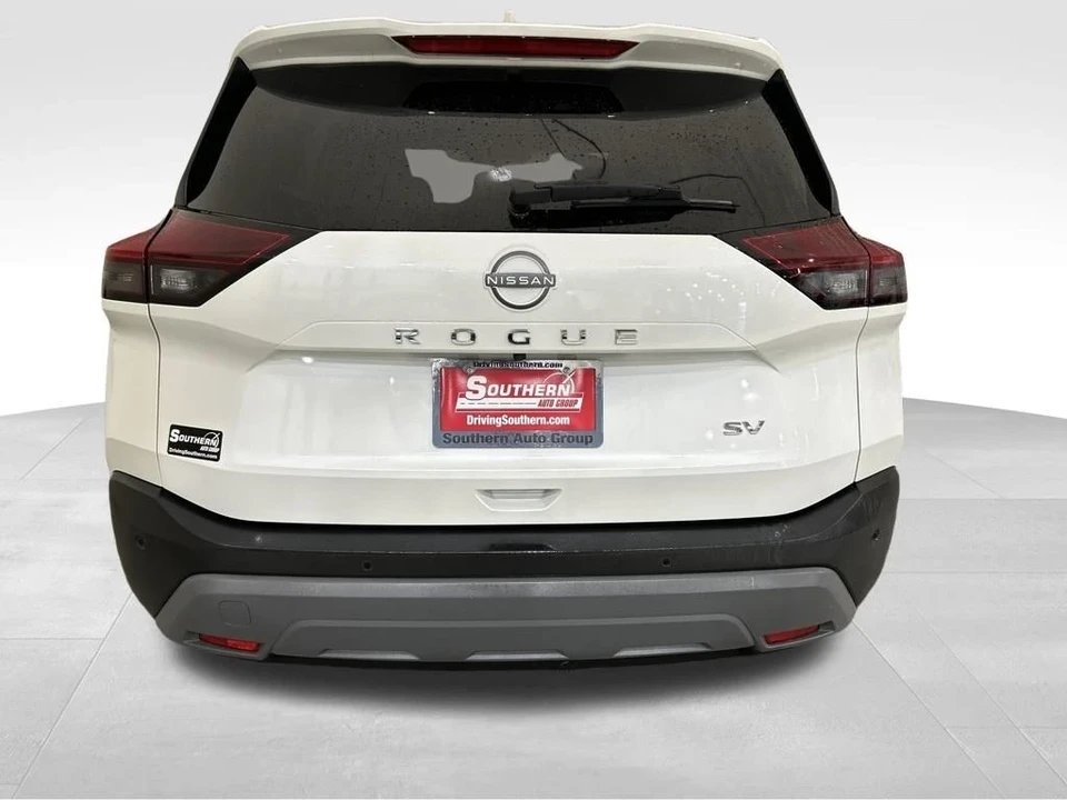2023 Nissan Rogue - Image 10 of 12