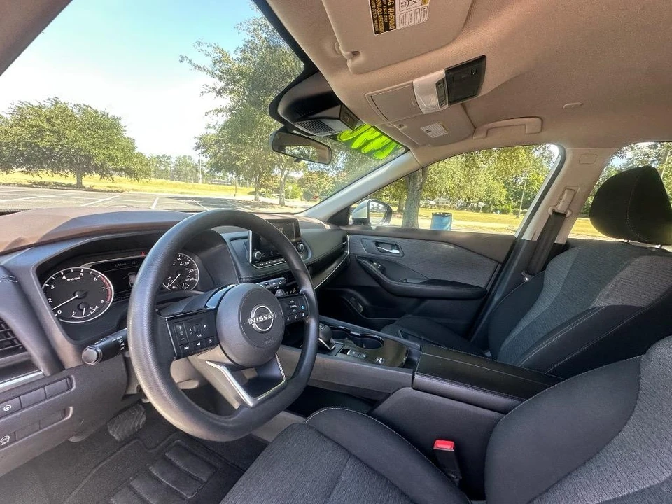2023 Nissan Rogue - Image 7 of 21