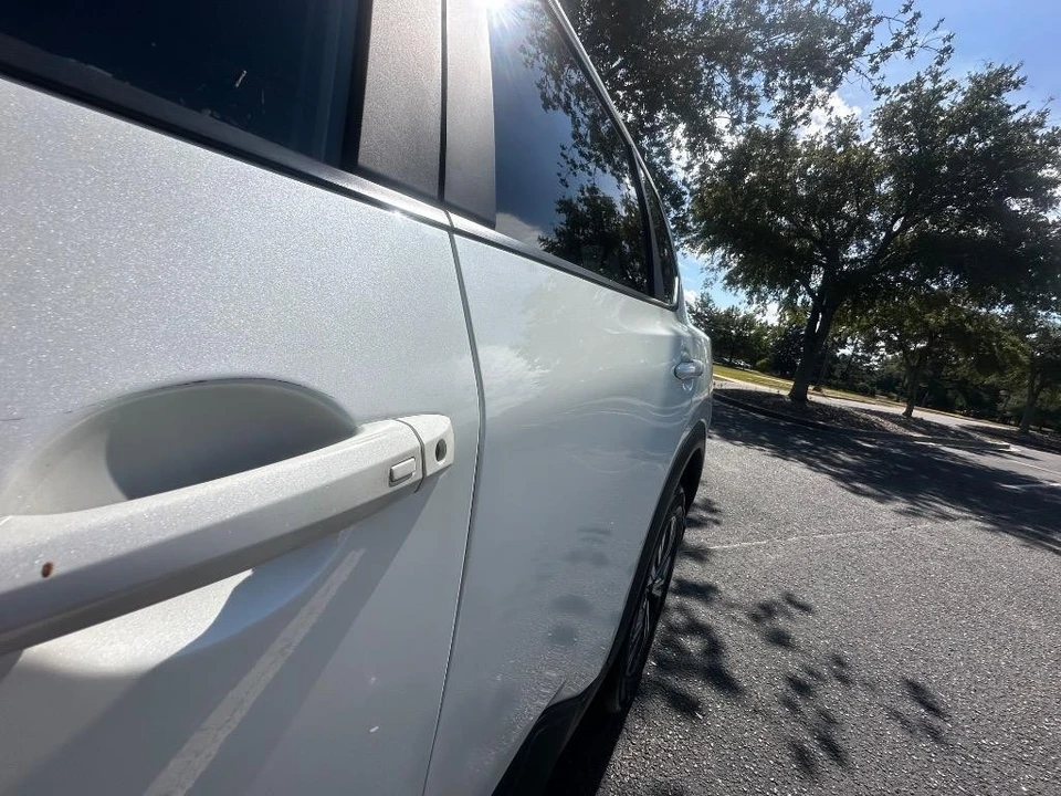 2023 Nissan Rogue - Image 3 of 21